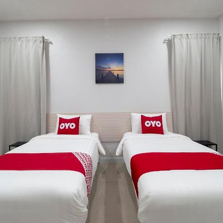 Capital O 75378 Thawapee Resort 라용 외부 사진