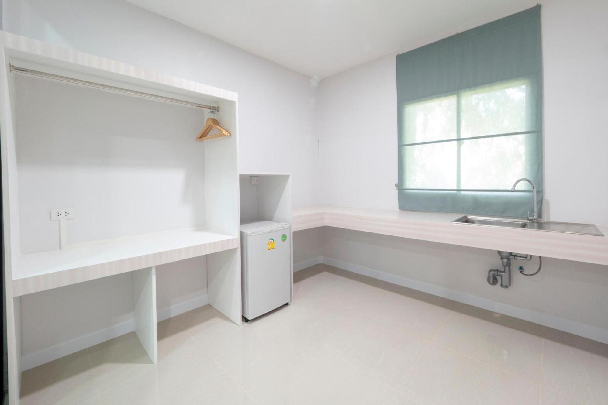 Capital O 75378 Thawapee Resort 라용 외부 사진
