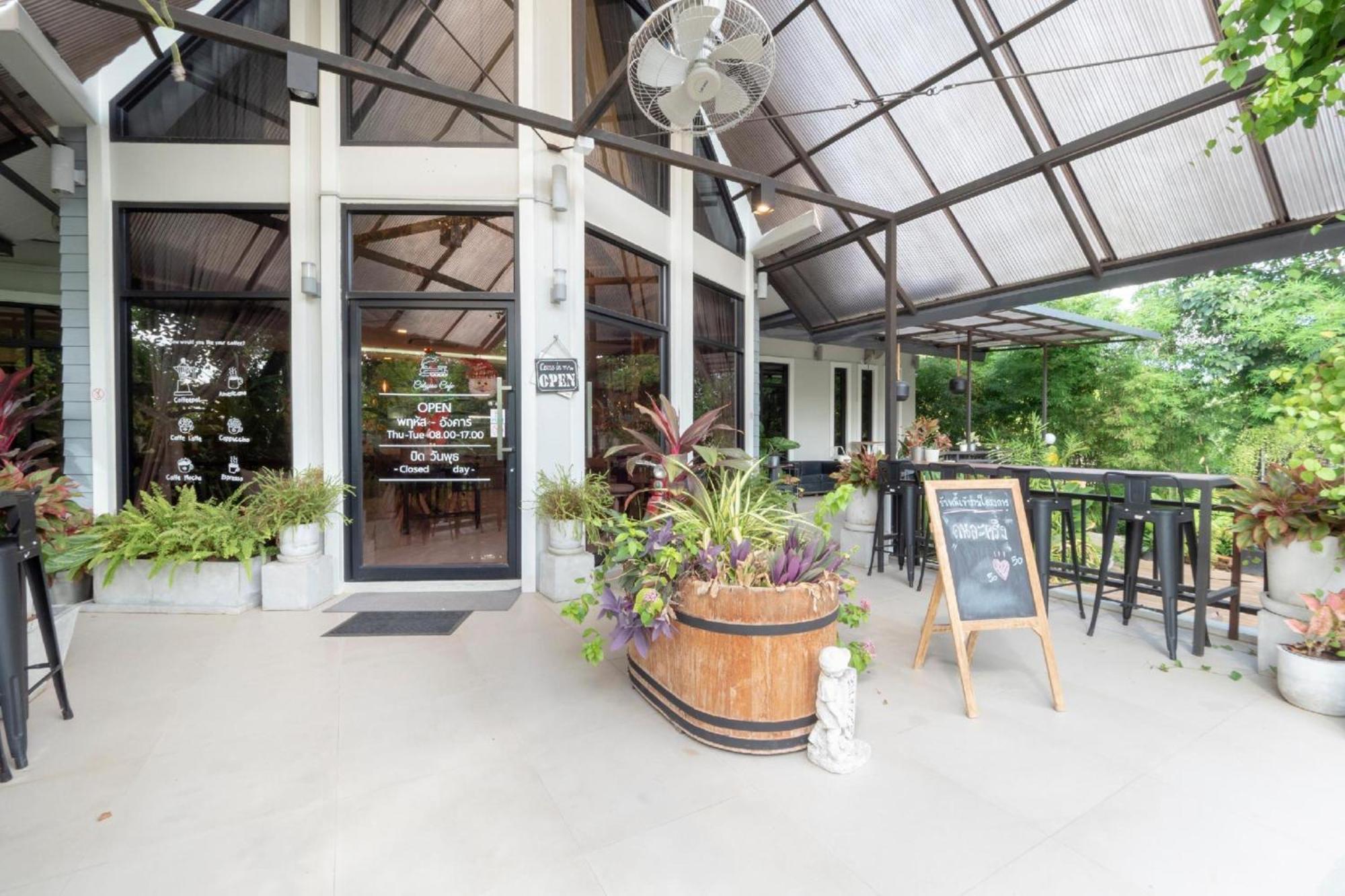 Capital O 75378 Thawapee Resort 라용 외부 사진
