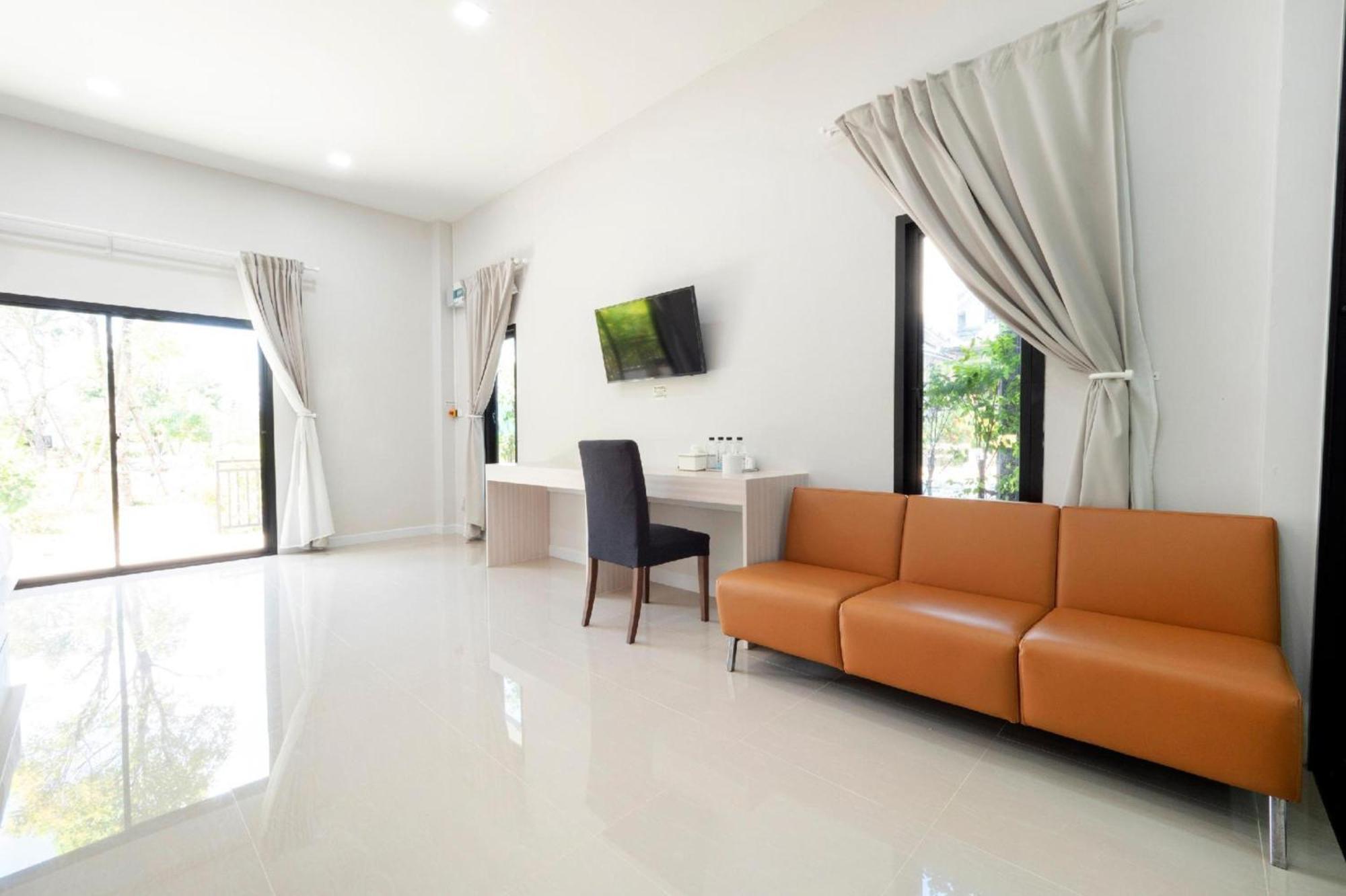 Capital O 75378 Thawapee Resort 라용 외부 사진