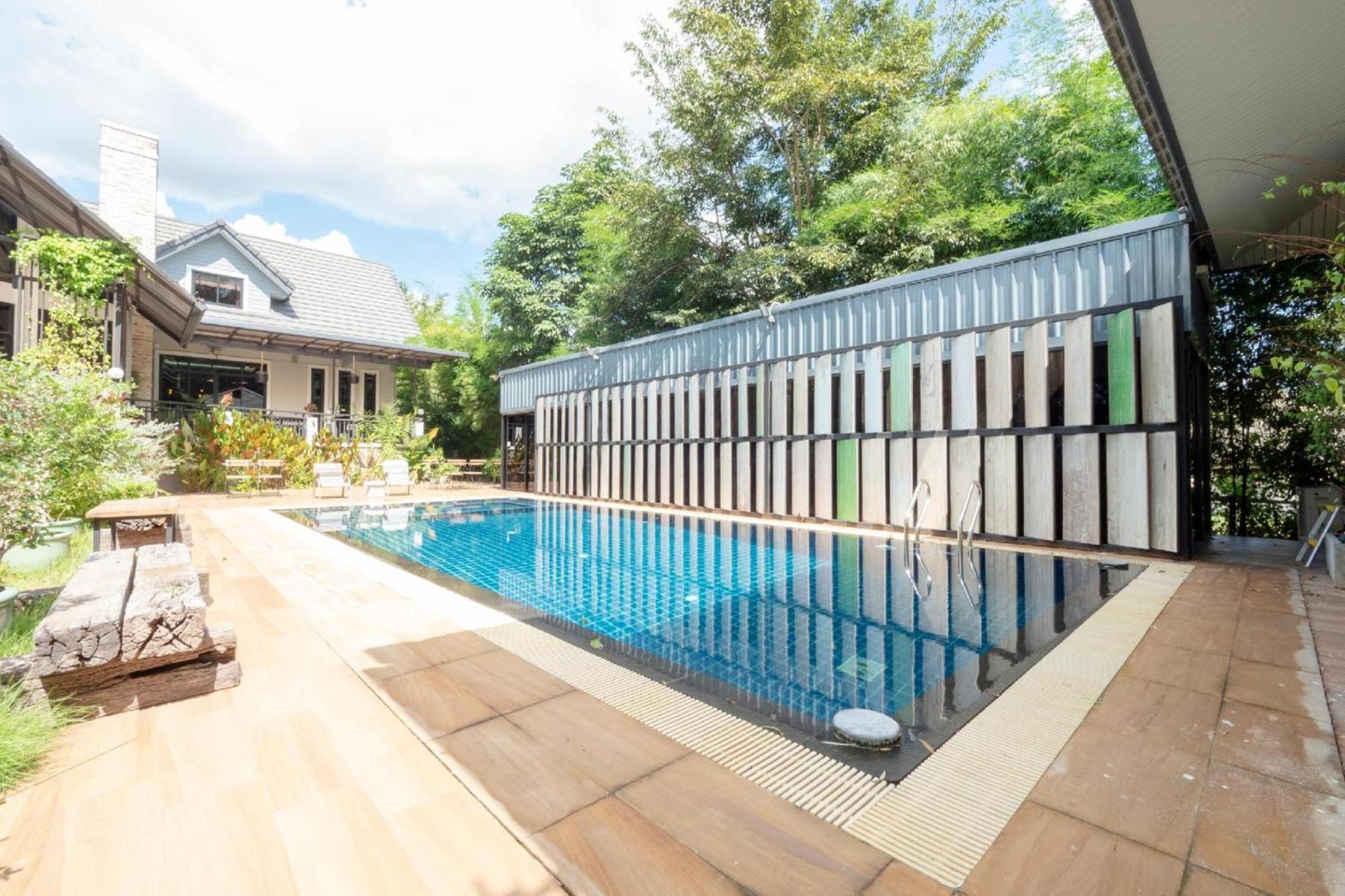 Capital O 75378 Thawapee Resort 라용 외부 사진