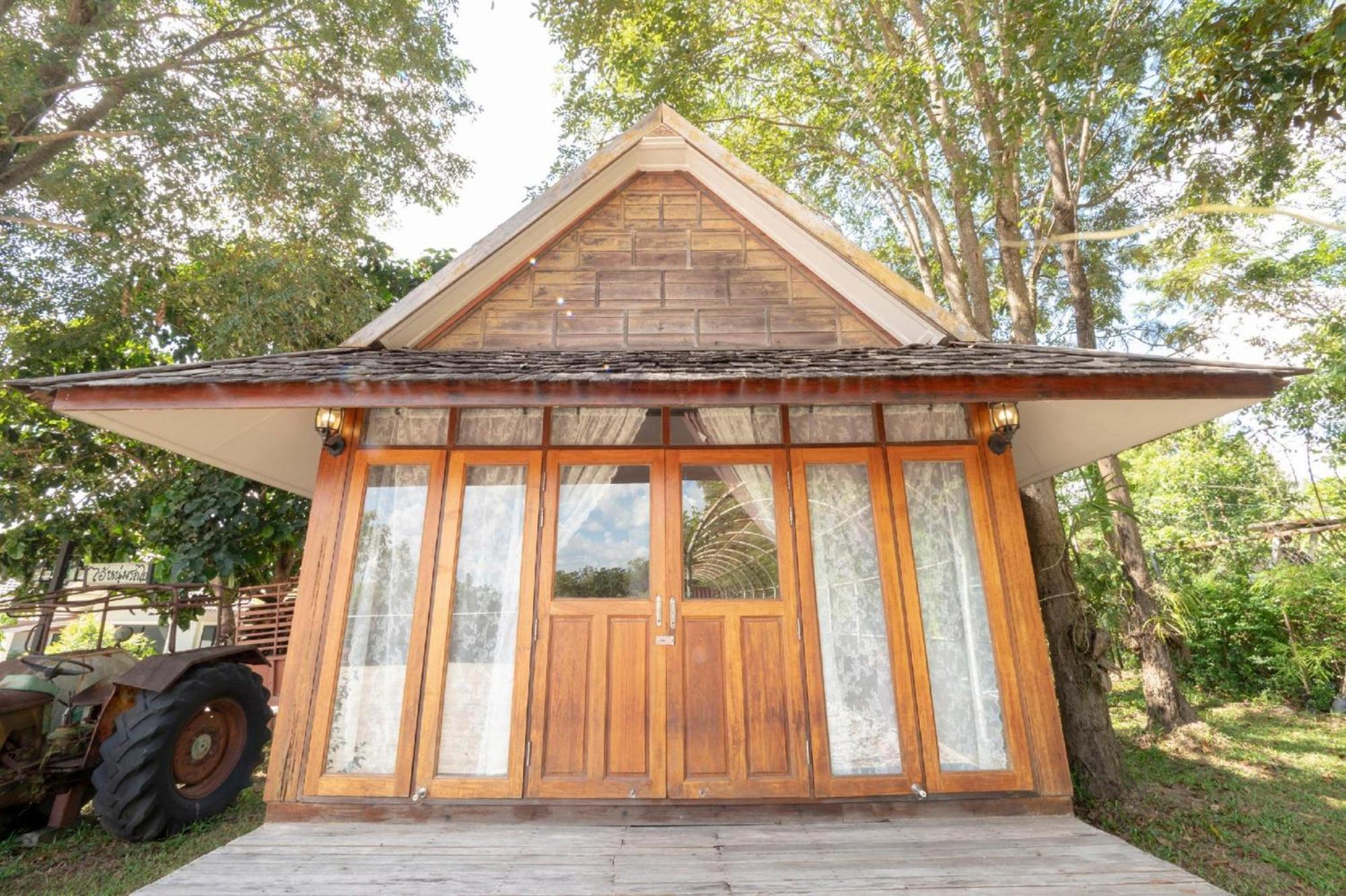 Capital O 75378 Thawapee Resort 라용 외부 사진